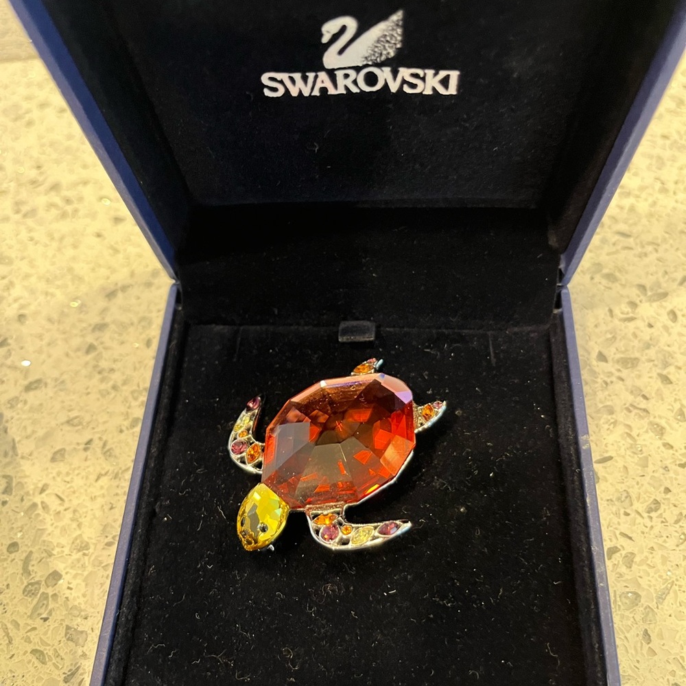 Vintage Swarovski Corporito Turtle brooch. New in box, signed, perfect condition